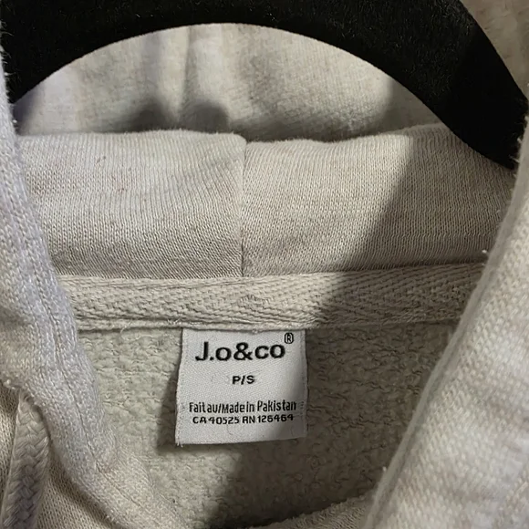 Women's Casual Cream Hoodie Sweater – J.o&c0 – Small - Picture 3 of 5